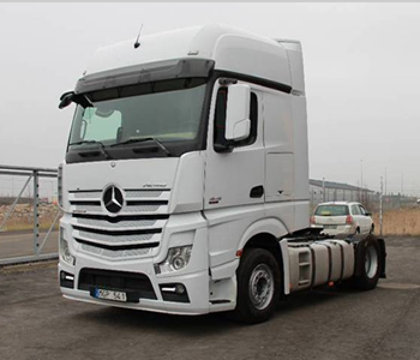 Mercedes Actros 1844 from 2005 and above for sale!